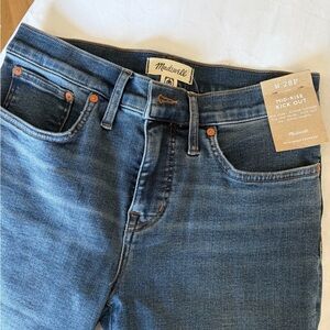 Madewell Mid-Rise Kick Out Jeans in Dark Blue
